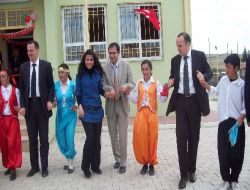 Derik Derinsu Köyü, Yeni Okuluna Kavuştu