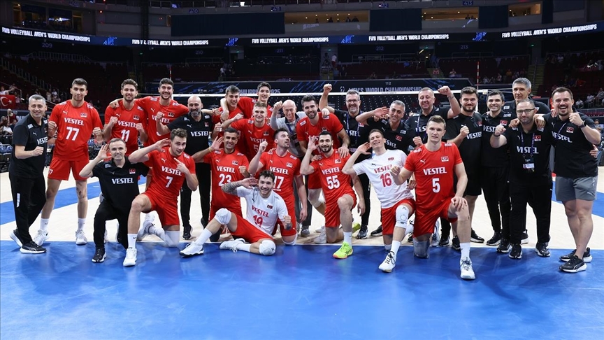 A MİLLİ ERKEK VOLEYBOL TAKIMI, BİR KEZ DAHA TARİH YAZMA PEŞİNDE