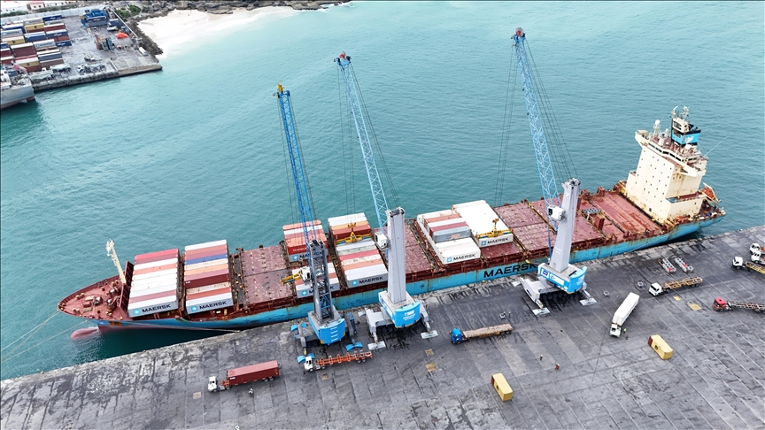 SOMALİ'NİN TİCARET KAPISI MOGADİŞU LİMANI, TÜRK ŞİRKETİ TARAFINDAN İŞLETİLİYOR