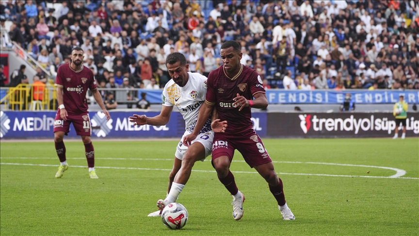 EYÜPSPOR İLE GÖZTEPE BERABERE KALDI