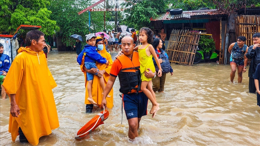MUSON YAĞMURLARI VE TAYFUNLARDA HAYATINI KAYBEDENLERİN SAYISI 26'YA YÜKSELDİ