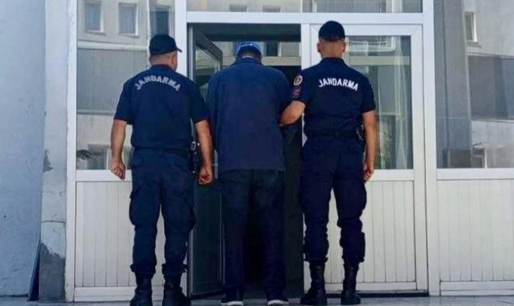 Kırşehir'de firari FETÖ hükümlüsü kayınvalidesinin cenazesinde yakalandı