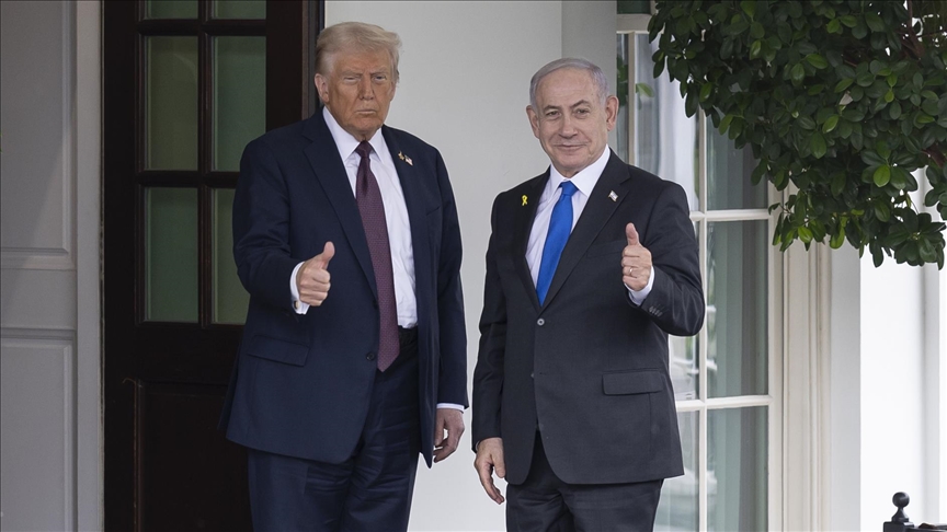 Trump, İsrail Başbakanı Netanyahu'yu Beyaz Saray'da kabul etti