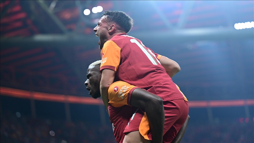 Galatasaray evinde Liverpool'u yendi