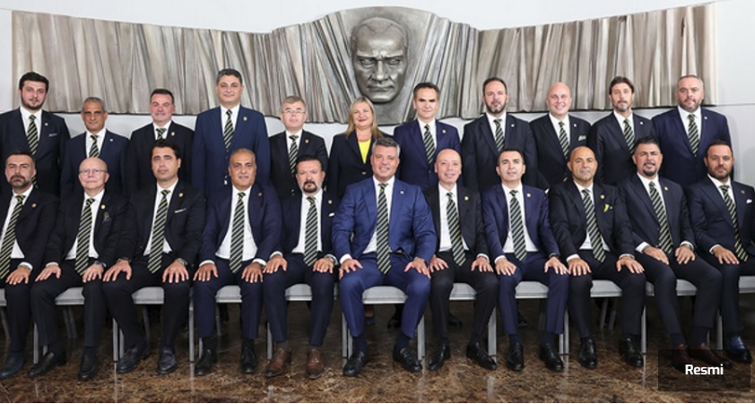 İŞTE FENERBAHÇE'DE "YENİ GÖREV DAĞILIMI"