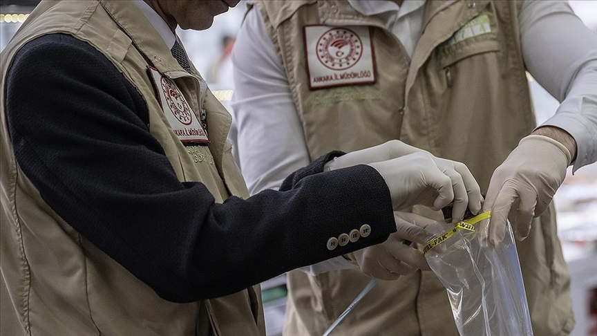 GIDA GÜVENİLİRLİĞİNİ TEHLİKEYE ATAN 2 BİN 269 İŞLETMEYE İDARİ YAPTIRIM UYGULANDI