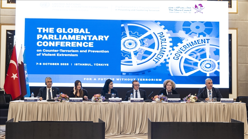 İstanbul'da düzenlenen terörle mücadele konferansı ikinci gününde devam ediyor