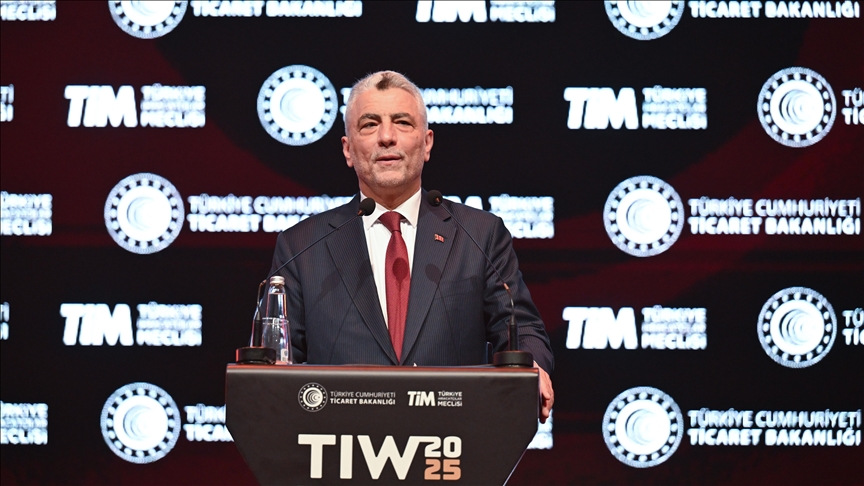 Bolat: Almanya'ya ilk partide 100 adet Togg otomobil ihraç edildi, yıl sonuna kadar bu sayı 1000'e yaklaşacak