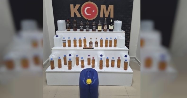 Kırşehir'de 40 litre etil alkol ve 21 litre sahte içki ele geçirildi