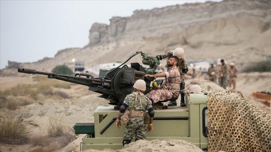 İRAN, ASKERİ SALDIRI İHTİMALİNE KARŞI TAM TEYAKKUZDA OLDUĞUNU VURGULADI