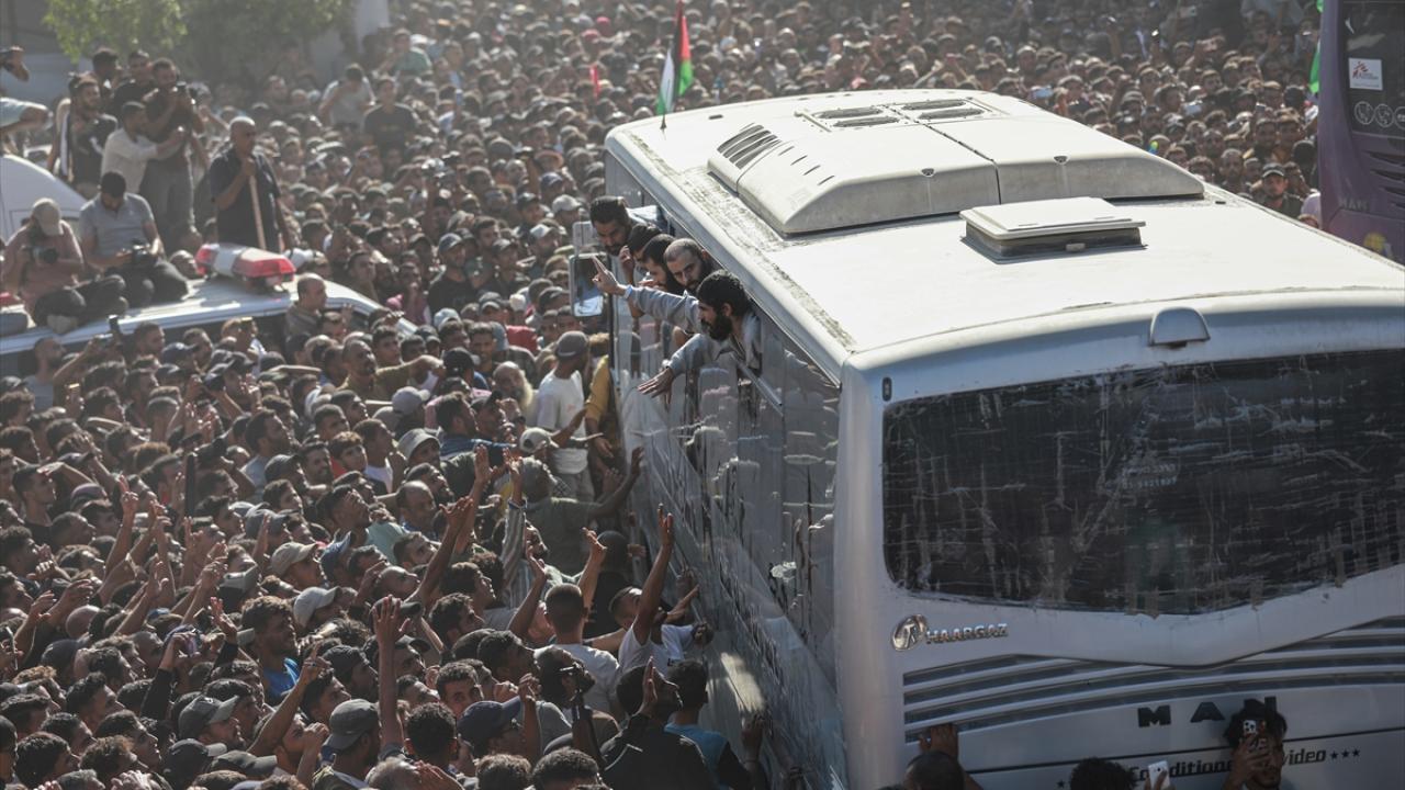 Hamas: İsrail hapishanelerindeki Filistinlilerin serbest bırakılması ulusal ve tarihi bir başarı