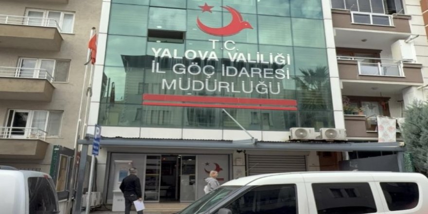 Yalova'da İl Göç İdaresi Müdürü ve 7 kişi gözaltına alındı