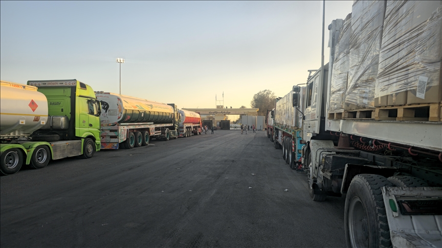 Gazze'nin "dünyaya açılan kapısı" Refah'ta belirsizlik sürüyor