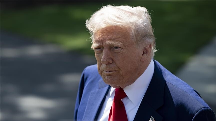 ABD'DE TRUMP KARŞITI "KRALLARA HAYIR" PROTESTOSU