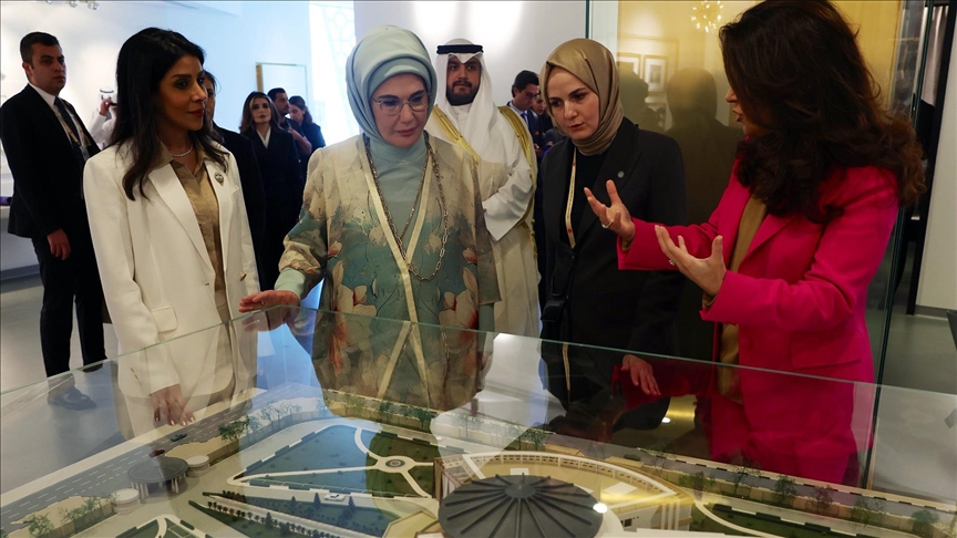 Emine Erdoğan, Kuveyt'te Al Salam Sarayı Müzesi'ni ziyaret etti