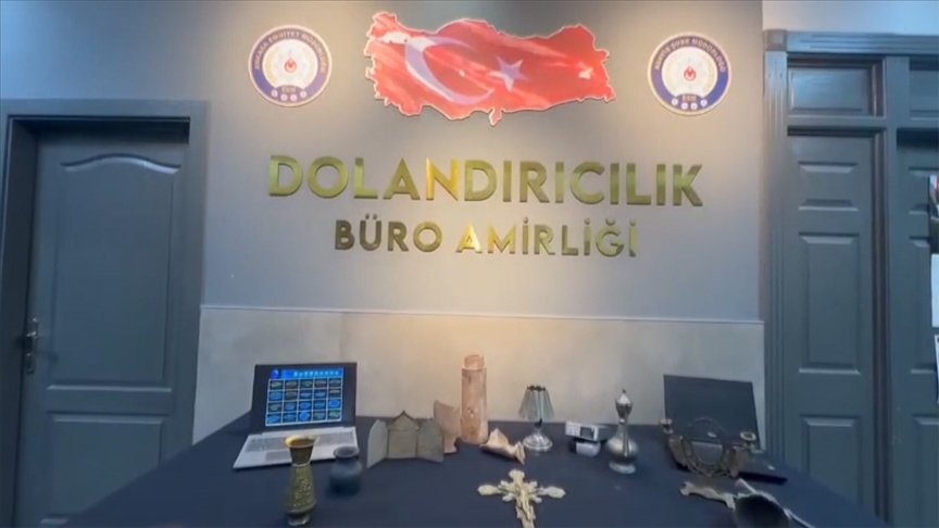 "DEFİNE ÇETESİ"NE YÖNELİK OPERASYONDA 15 ŞÜPHELİ TUTUKLANDI