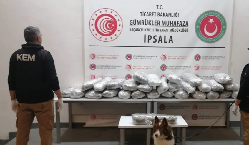 EDİRNE'DE SINIR KAPILARINDA 524 KİLO 336 GRAM UYUŞTURUCU YAKALANDI