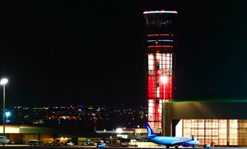 Sabiha Gökçen Havalimanı 29 Ekim'de kırmızı-beyaza bürünecek!