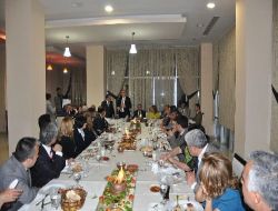 Rektör Gündüz, Nevzat Bayhan Onuruna Yemek Verdi