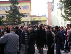 Öğrencilerin Sınav Heyecanına Aileleri De Ortak Oldu!