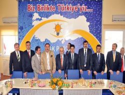 Ak Parti'li Ekrem Erdem: Türkiye İhtilal Anayasasından Kurtulmalı!