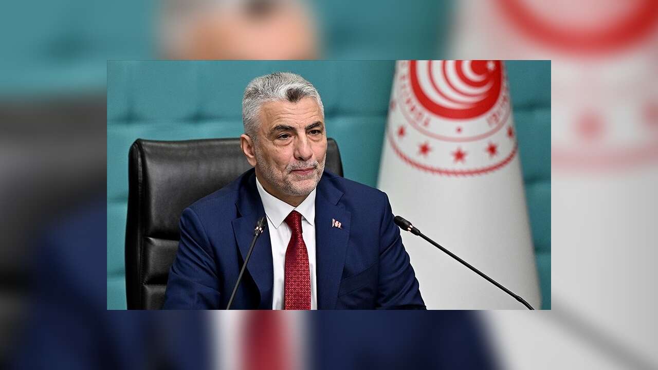 Bakan Bolat: Türkiye'nin mal ve hizmet ihracatındaki artış devam ediyor