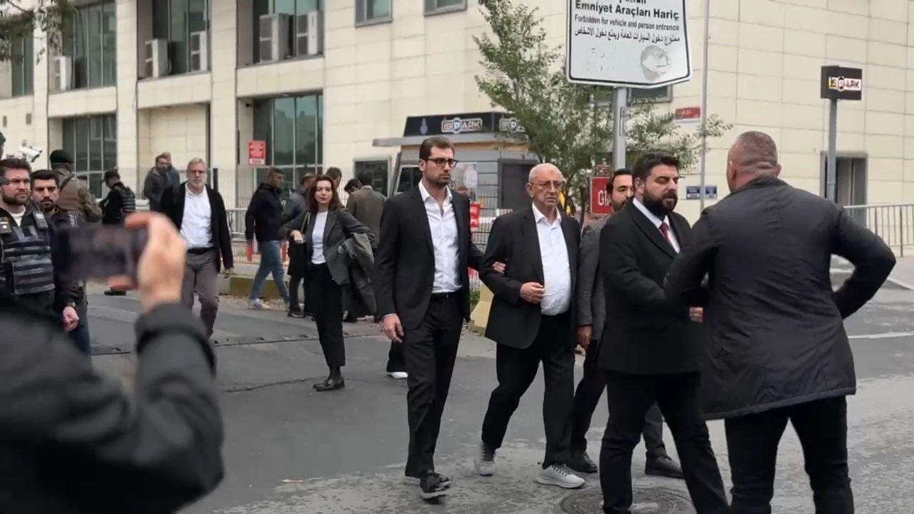 Ekrem İmamoğlu'nun babası ve oğlu yolsuzluk soruşturması kapsamında ifade verdi