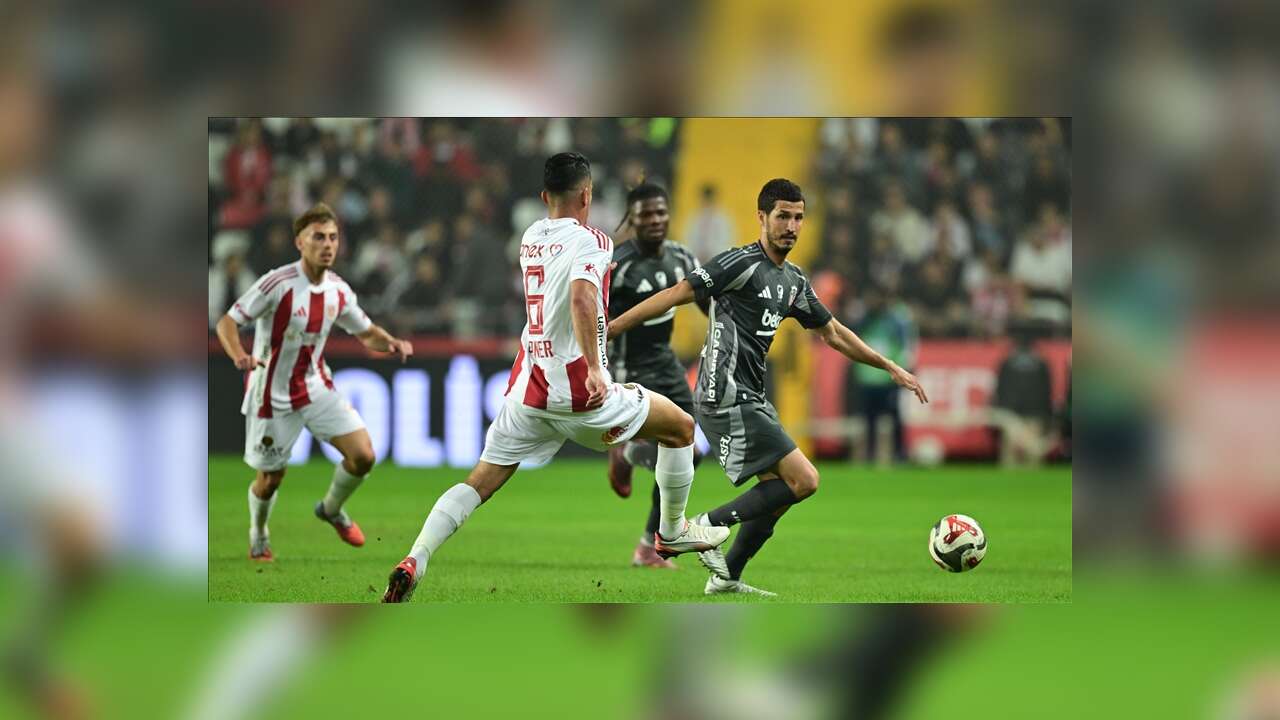 Beşiktaş deplasmanda 3 puanı 3 golle aldı
