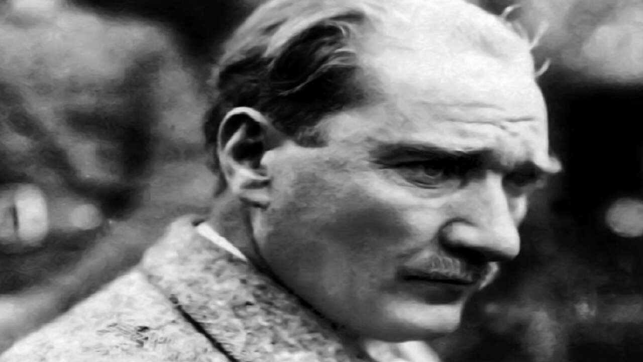 Cumhuriyet'in mimarı Atatürk'ün ebediyete intikalinin üzerinden 87 yıl geçti