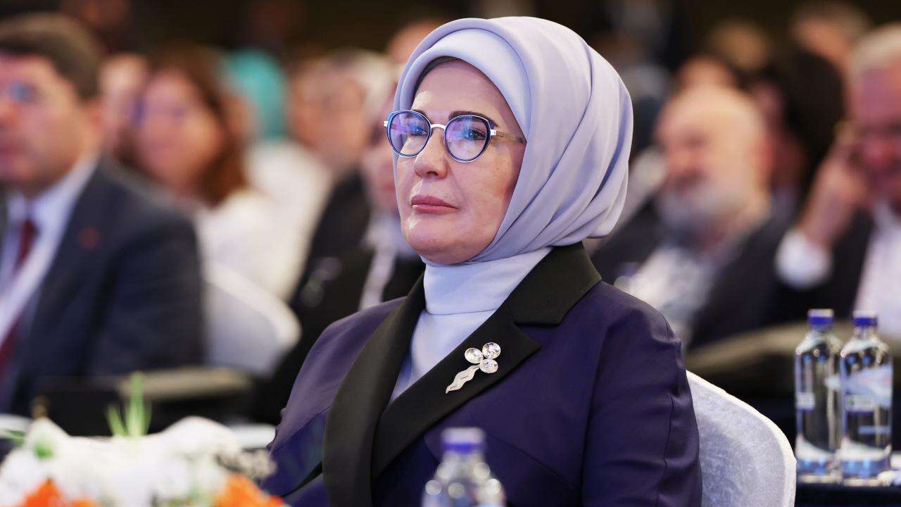 'Emine Erdoğan'dan 10 Kasım mesajı'