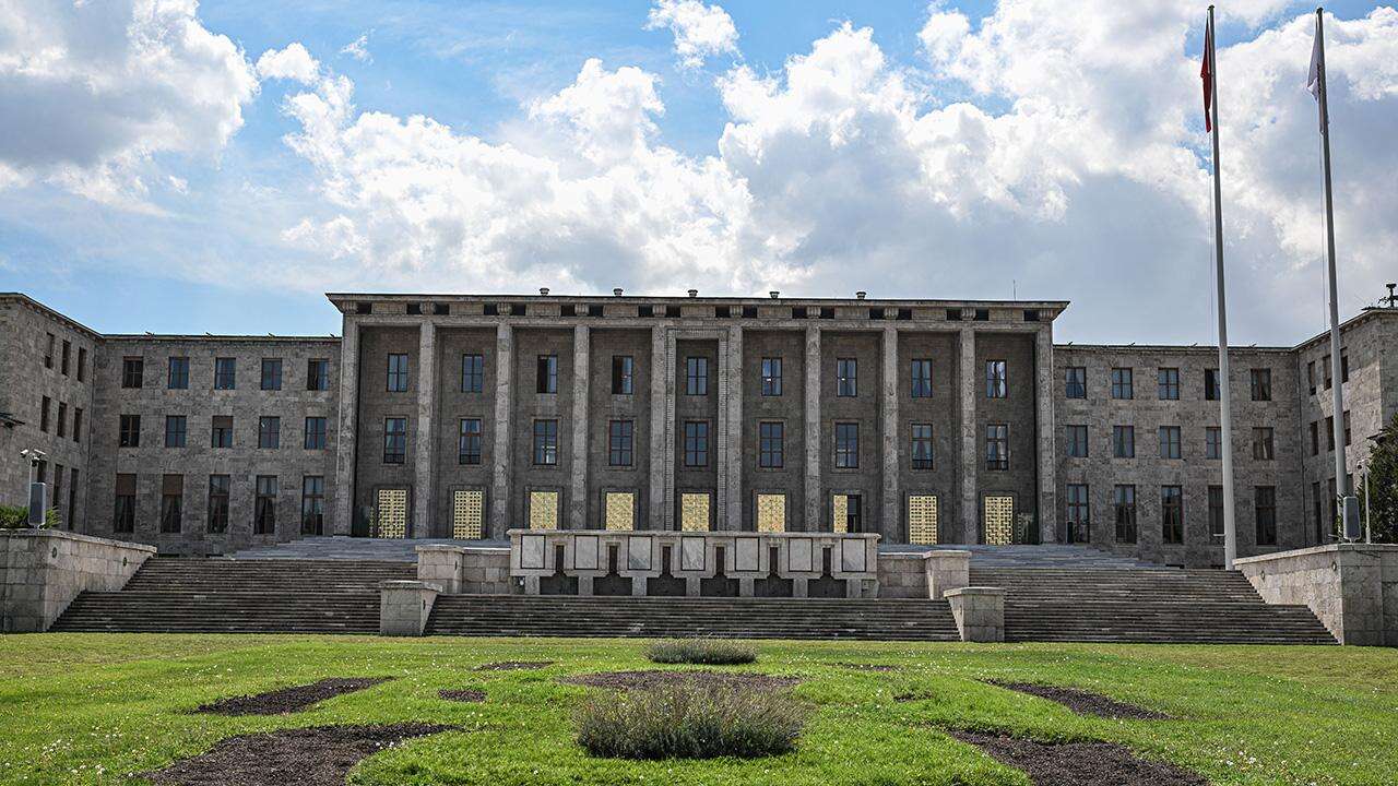 TBMM'DE YOĞUN MESAİ DEVAM EDİYOR