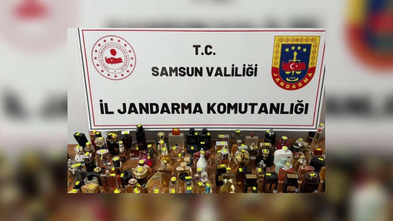 Samsun'da 320 şişe kaçak parfüm ele geçirildi!