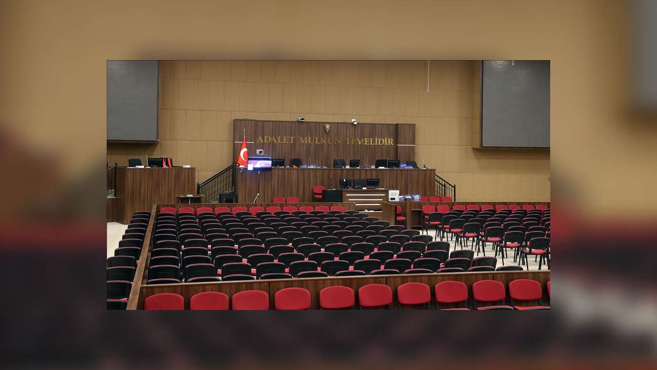 Böcek ailesinin ölümüyle ilgili otel sahibi ve çalışanı tutuklandı