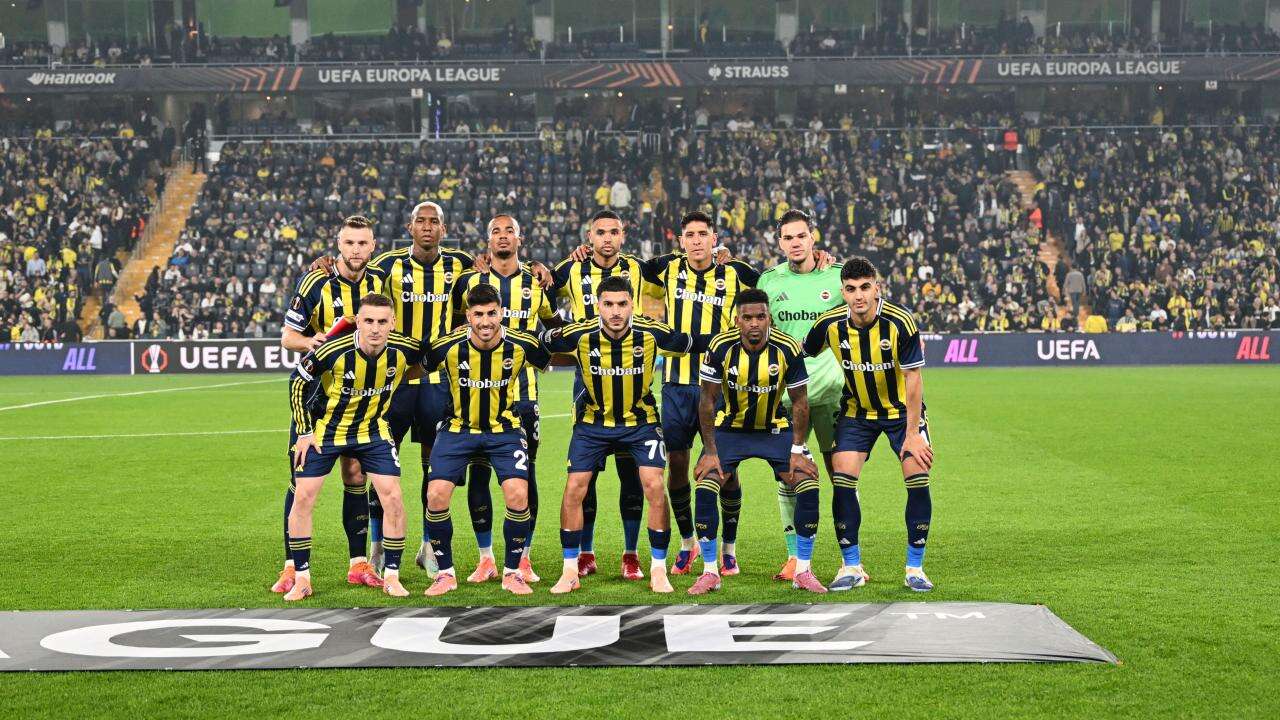 Fenerbahçe, UEFA Avrupa Ligi'nde Ferencvaros'la 1-1 berabere kaldı