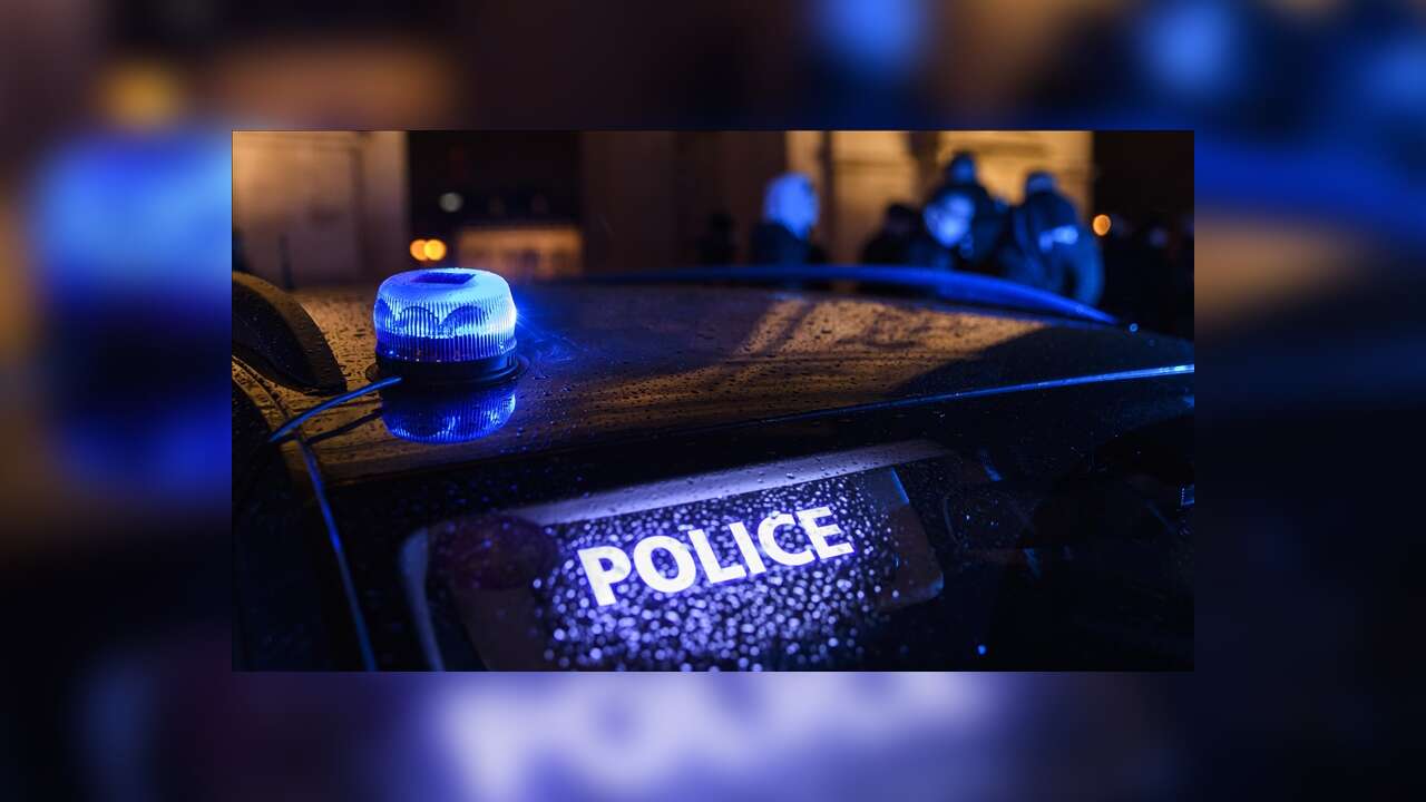 Fransız kamu televizyon kanalında bomba ihbarı nedeniyle canlı yayın kesildi