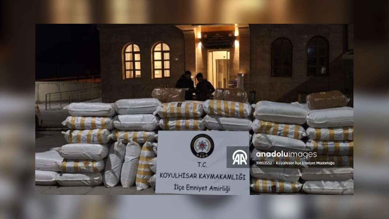 Sivas'ta 1 ton 150 kilogram gümrük kaçağı tütün ele geçirildi