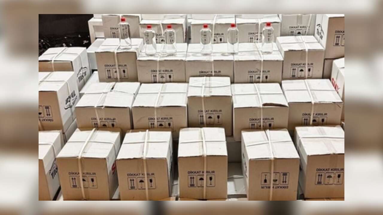 Bursa'da bin 200 litre etil alkol ele geçirildi