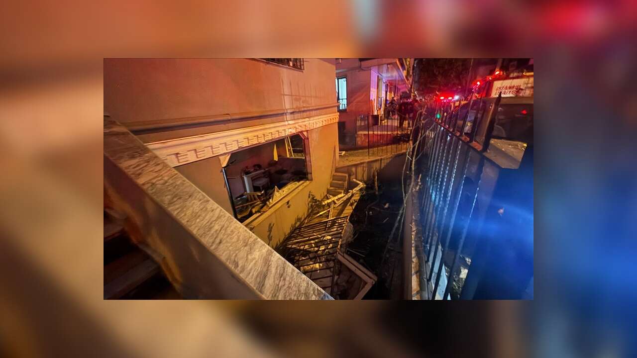 Güngören'de bir binanın bodrum katındaki patlamada 2 kişi yaralandı