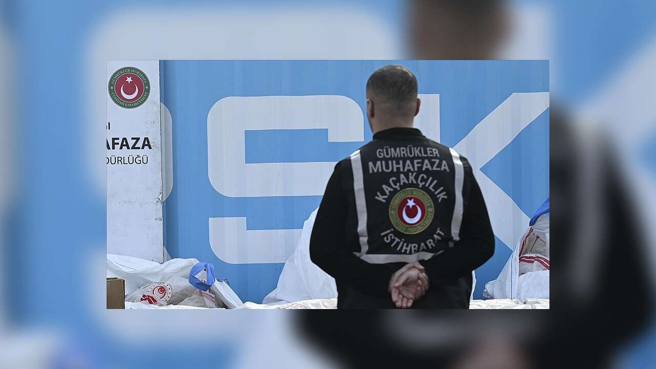 Gürbulak Gümrük Sahası'nda 394 kilogram metamfetamin cinsi uyuşturucu madde ele geçirildi