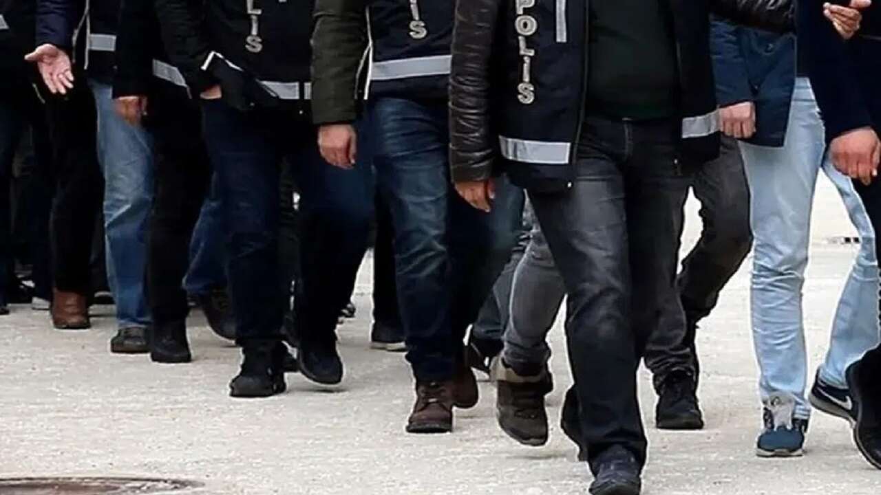 6 ilde FETÖ'nün finans yapılanmasına operasyon: 13 gözaltı kararı