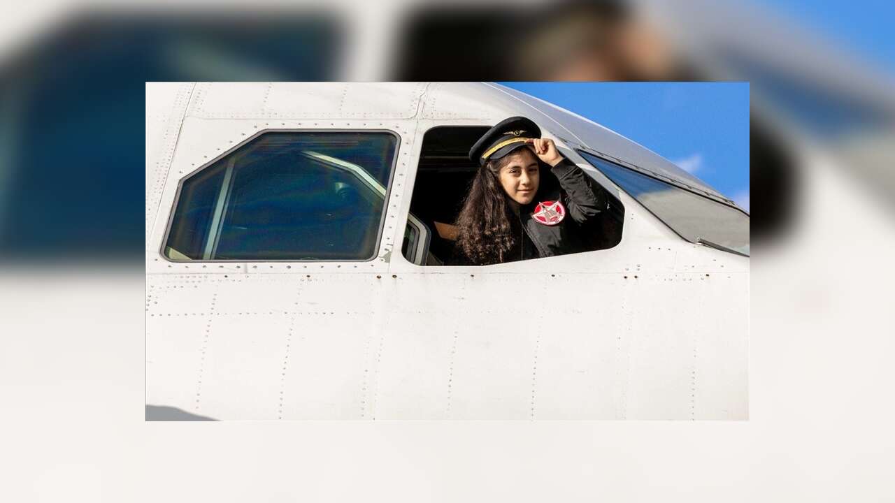 THY, TUSAŞ şehidi Ekici'nin kızının pilot koltuğuna oturma isteğini yerine getirdi