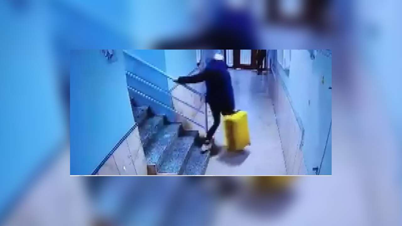 Güllü'nün kızı Tuğyan ve arkadaşı kaçıyor muydu? Avukatı konuştu