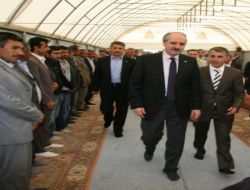Kurtulmuş Onuruna, Kıl Çadırda Ziyafet