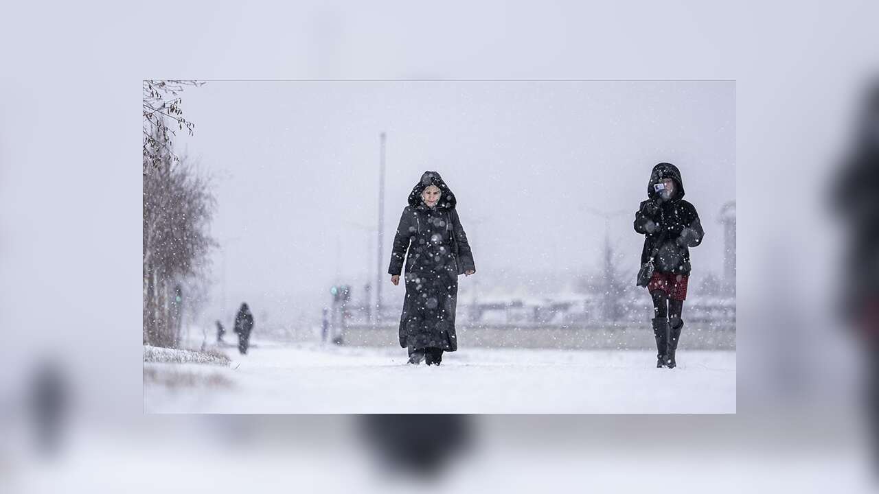 Yurtta bazı kesimlerinde yoğun kar etkisini göstermeye başladı
