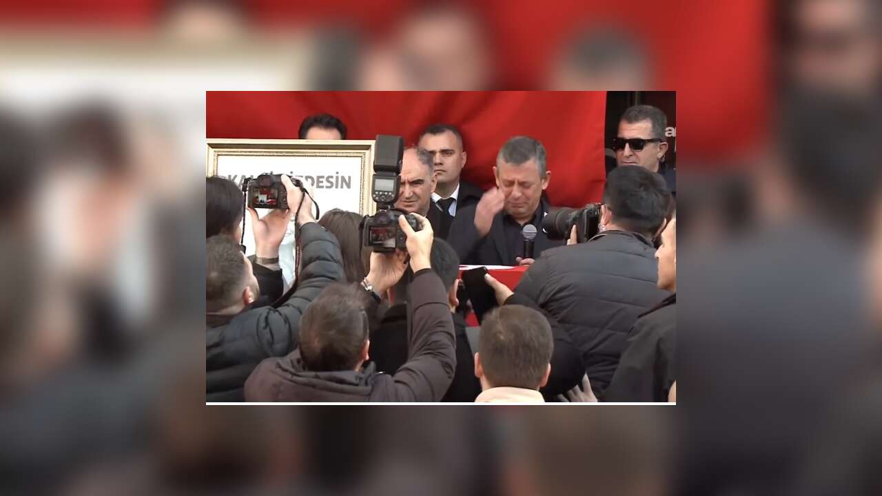 Manisa Ferdi Zeyrek'in ardından Gülşah Durbay'ın acısı ile sarsıldı