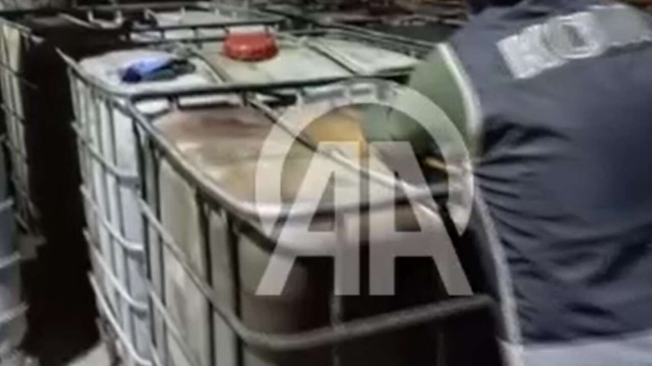 AFYON'da 20 TON KAÇAK AKARYAKIT ele geçirildi!