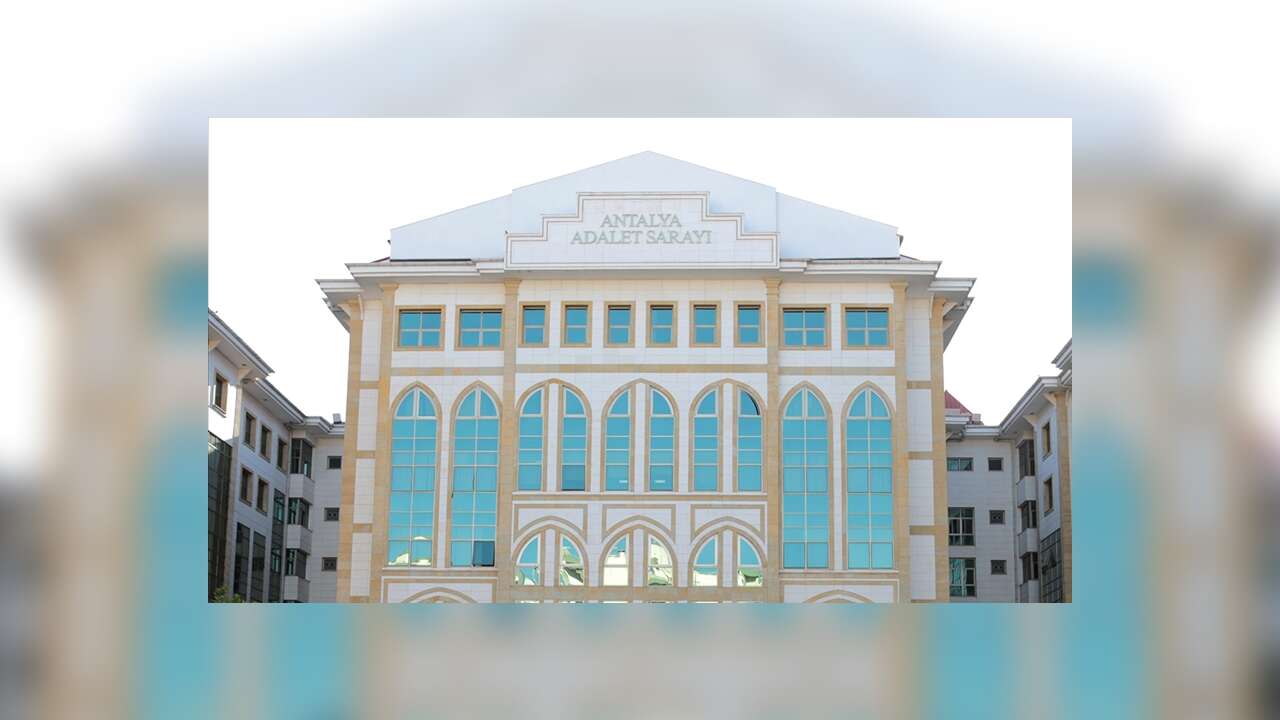 Antalya Büyükşehir Belediyesi'ne yönelik soruşturmada Muhittin Böcek'in ek ifadesi alındı