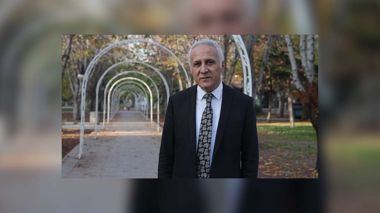 Tüketiciler Birliği "bilinçli tüketici dersi" için her türlü desteğe hazır