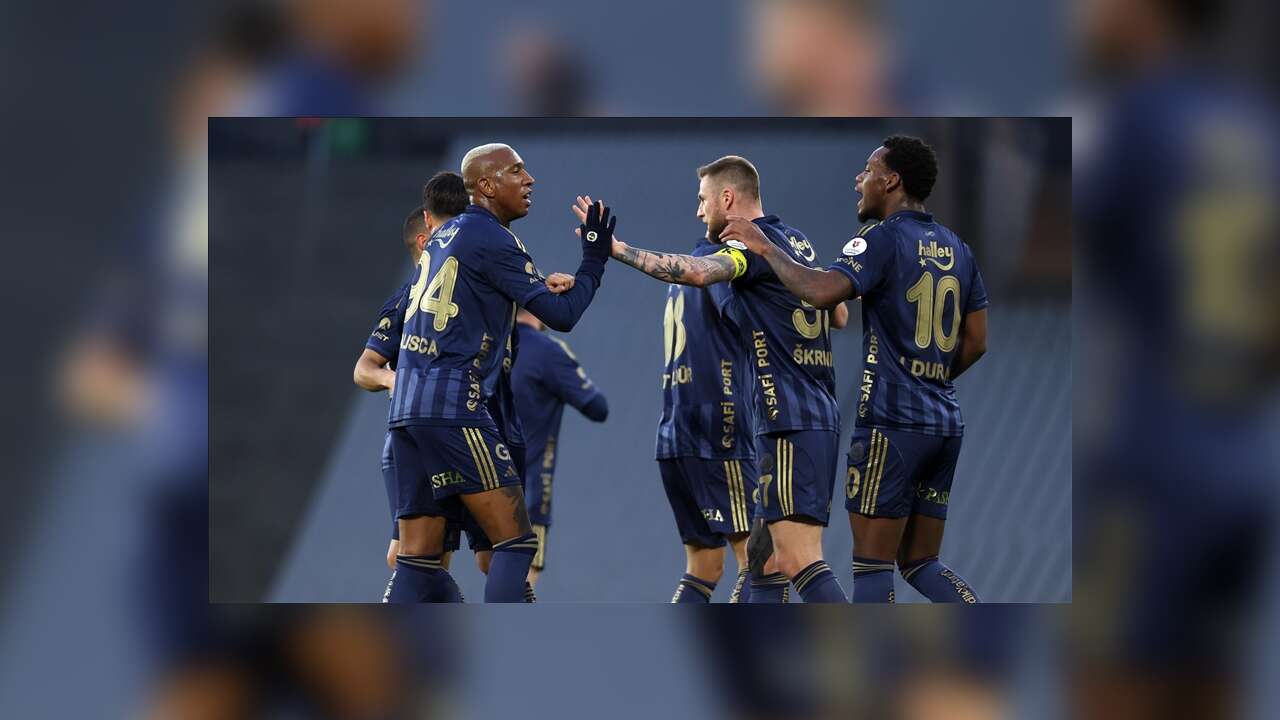 Fenerbahçe, 3 puanı 3 golle aldı