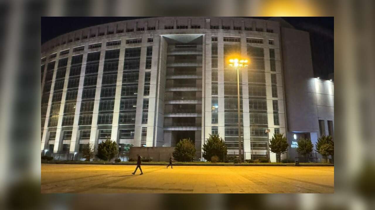 Sahte faturayla suç gelirlerini akladığı belirlenen 21 şüpheli tutuklandı